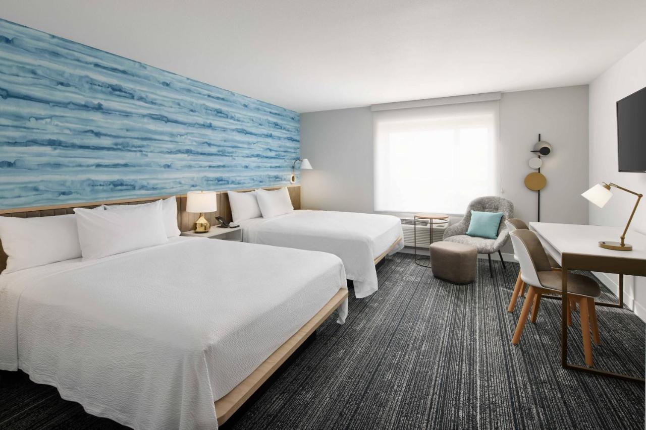 Towneplace Suites By Marriott Tampa Casino Area Orient Park Buitenkant foto